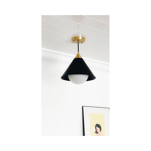 Hilton Pendant