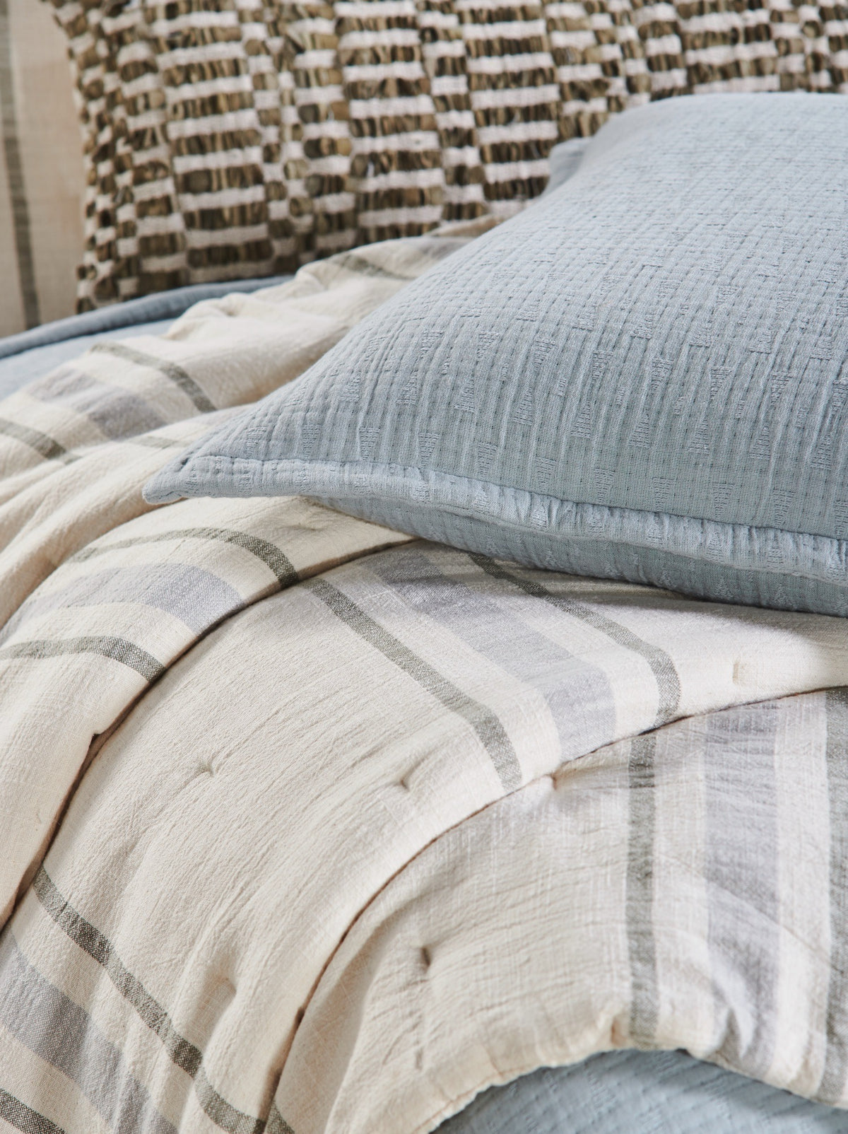 Collins Quilt, Limestone