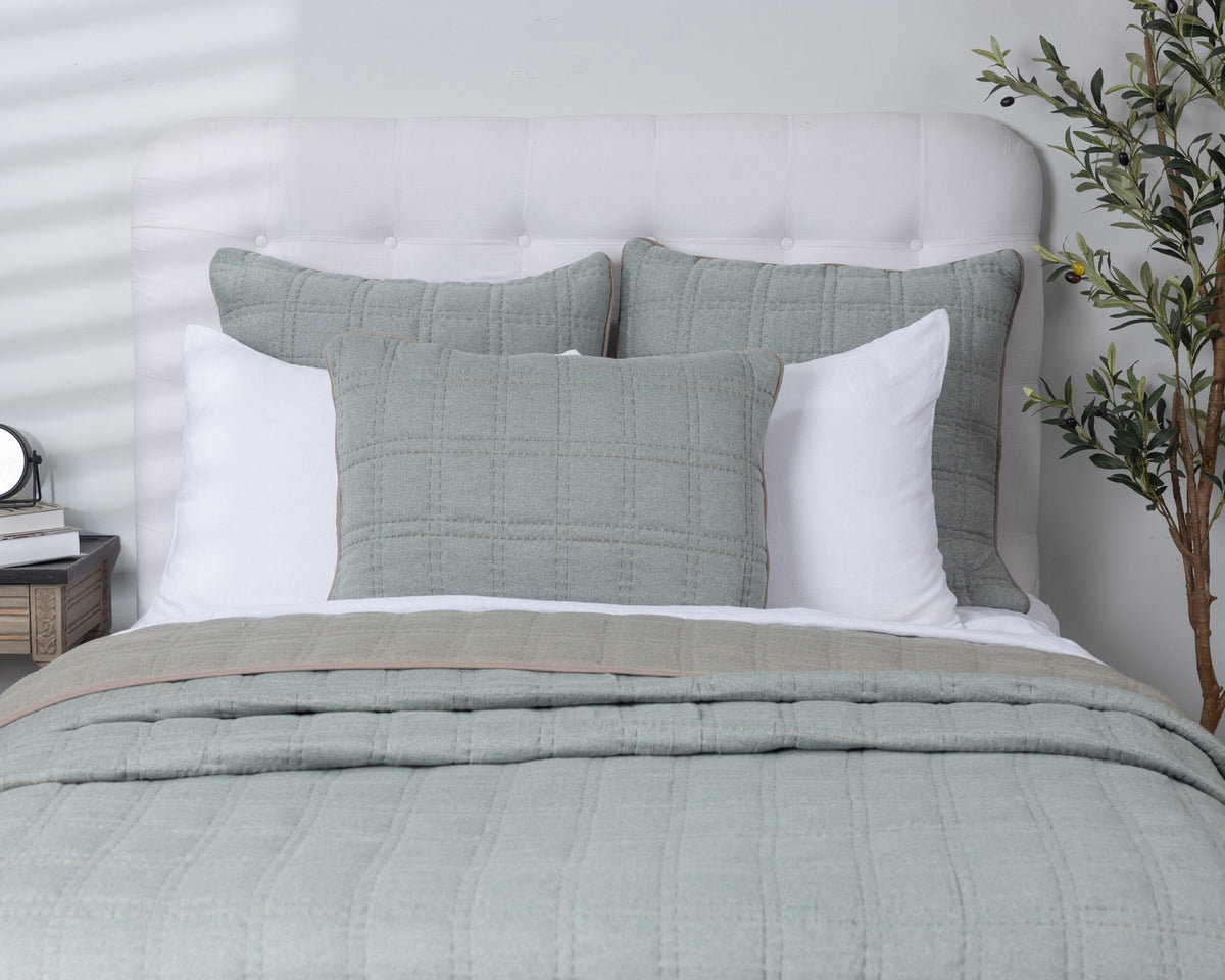 Fletcher Quilt, Mineral