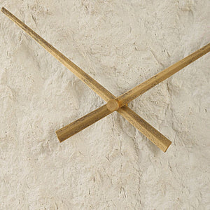 Stone Serenity, Clock