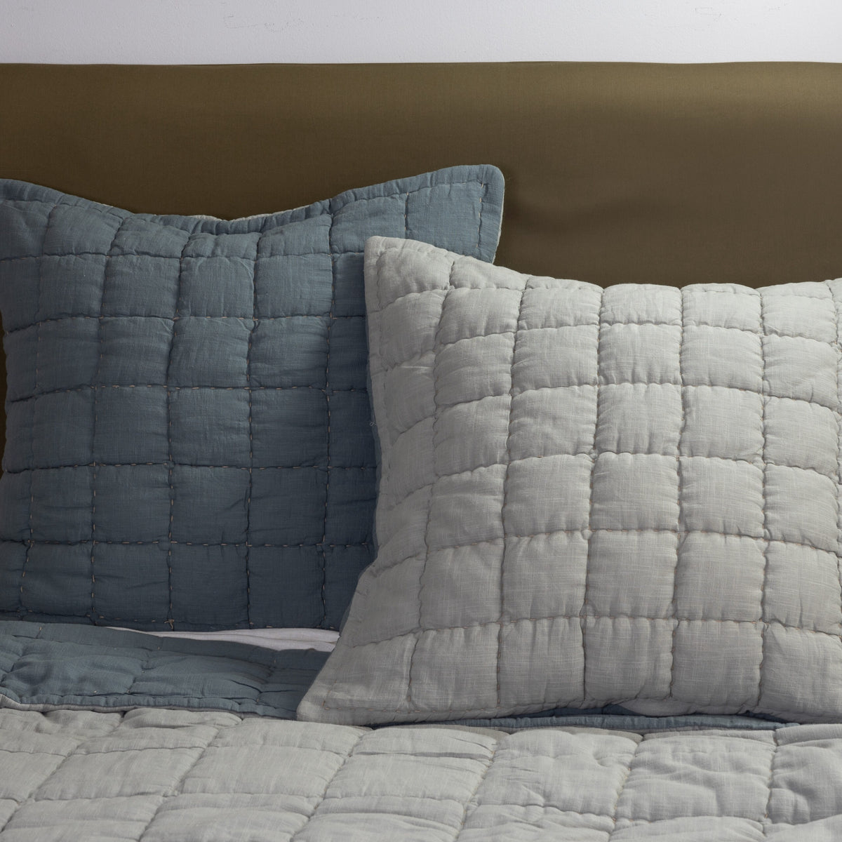 Spencer Quilt, Mineral