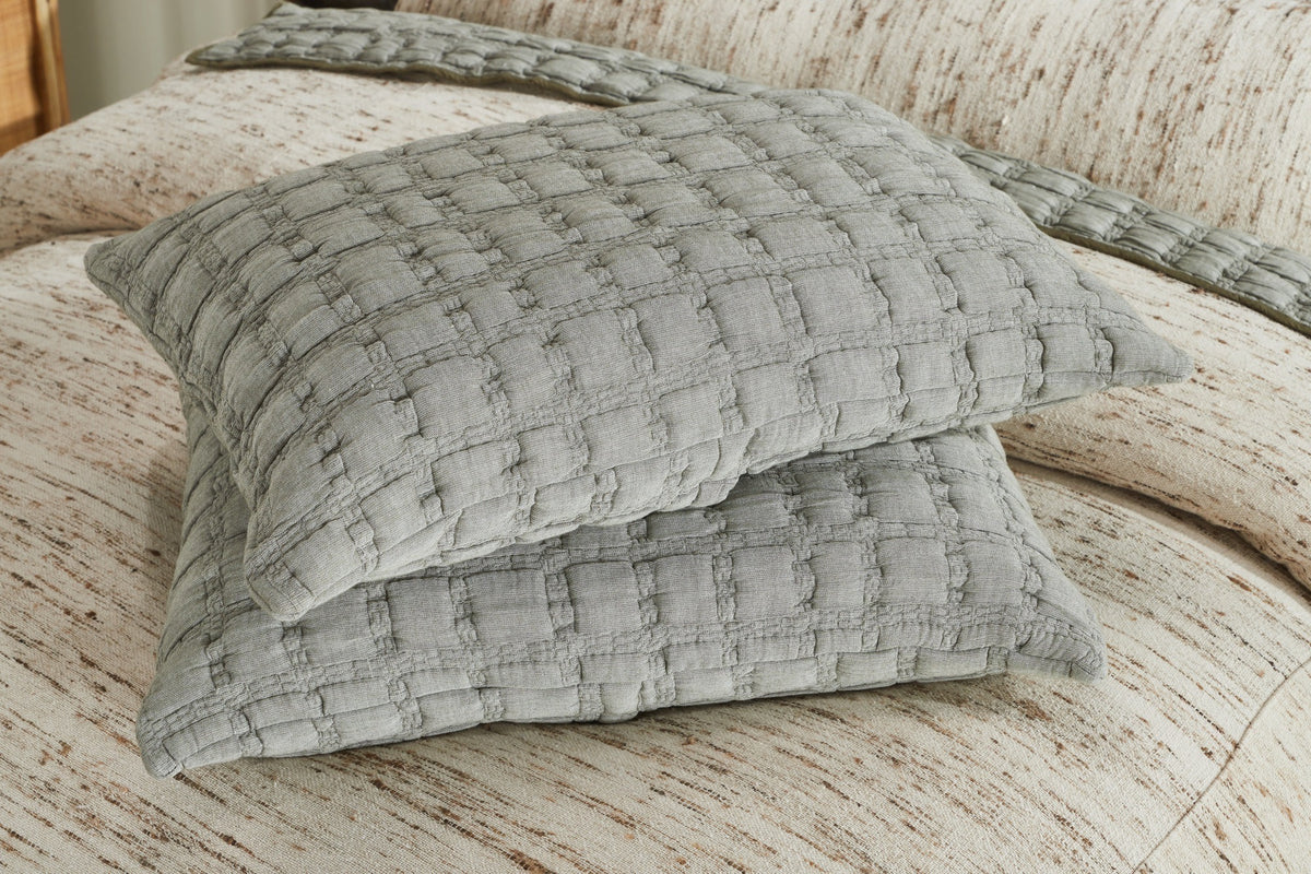 Claudia Quilt, Cypress