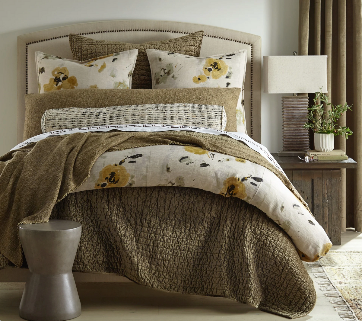 Andrea Throw, Bronze