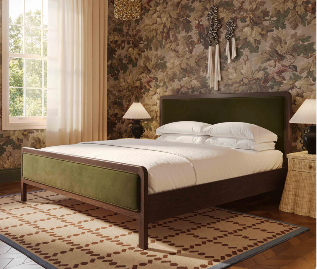 Hella velvet and ash wood ben