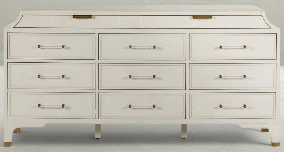 Alexandra Dresser