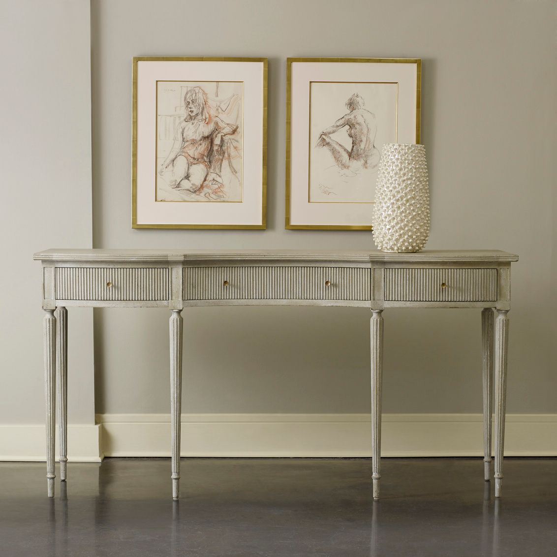 Ribbed Drawer Console