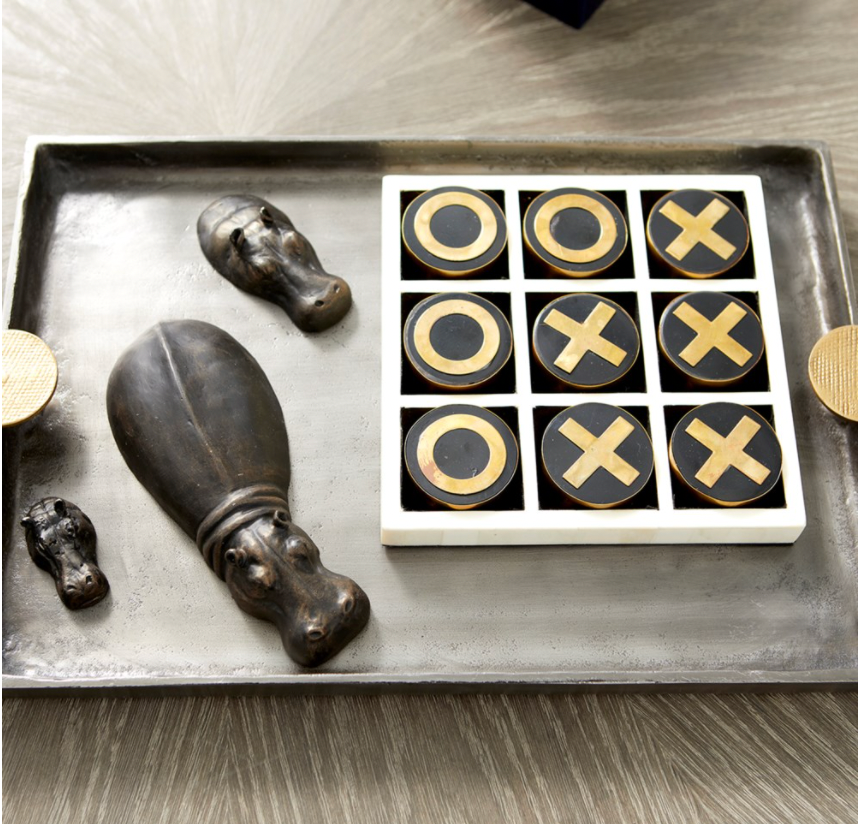 Noughts & Crosses Sculptr