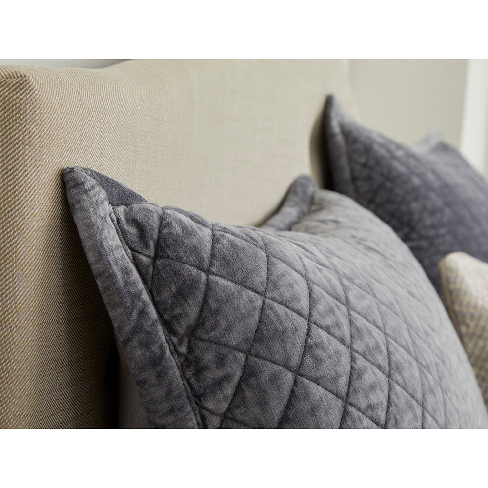 Simona Quilt- Steel blue