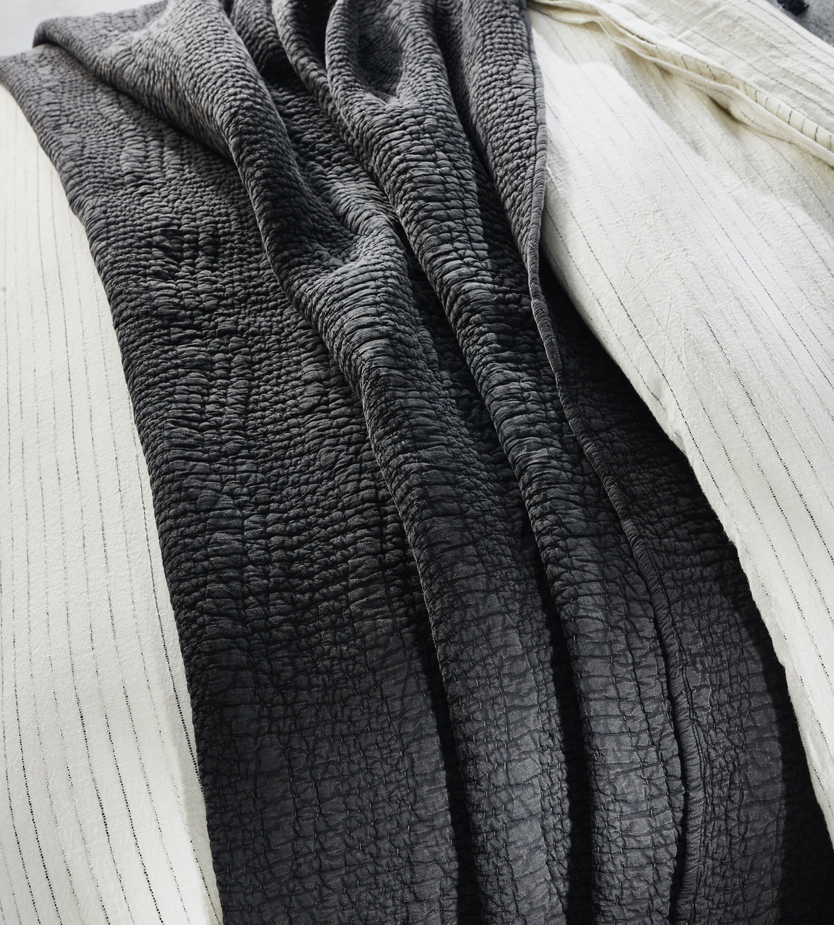 Slade Quilt- Asphalt