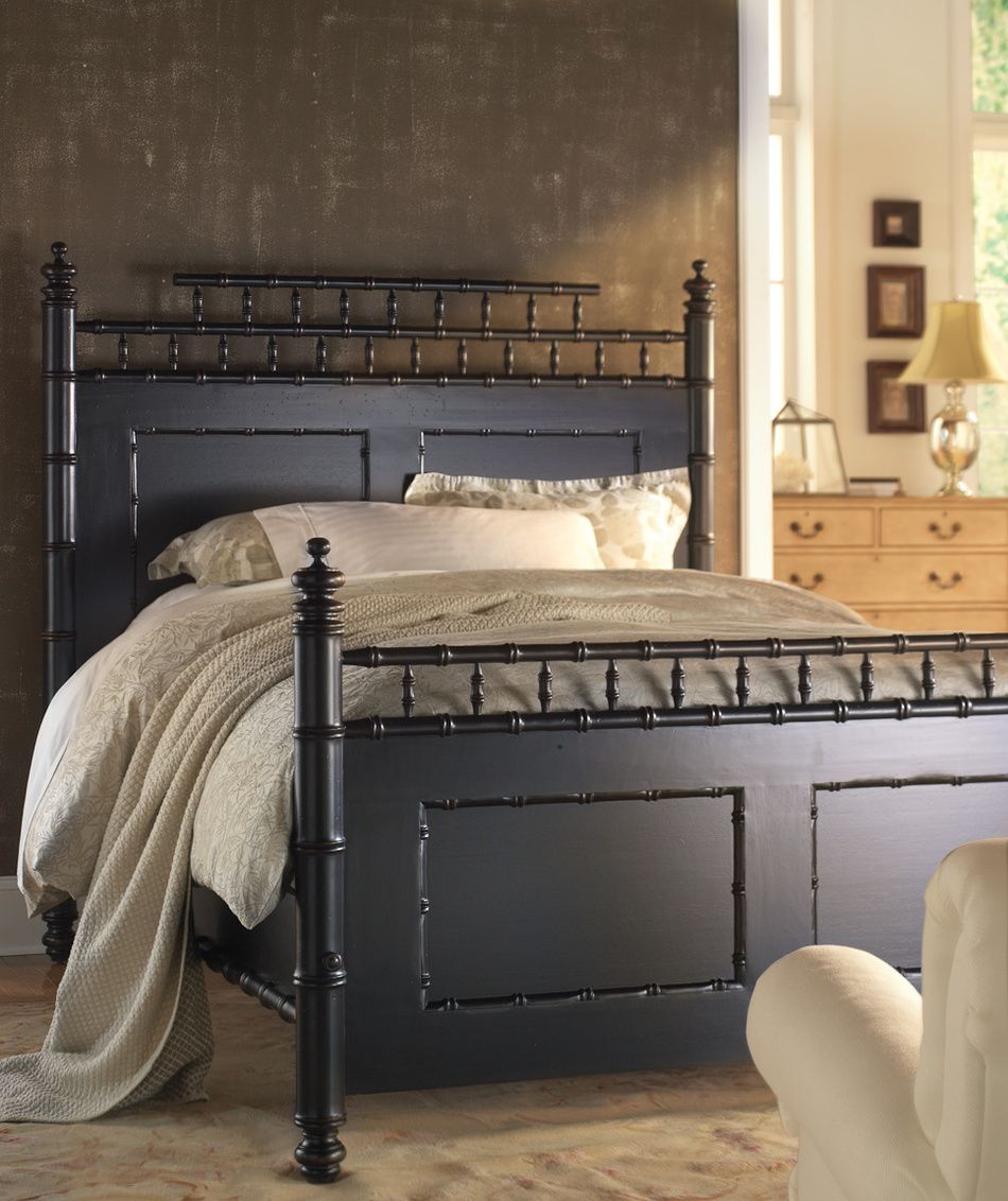 Savannah Bed - Black Forest